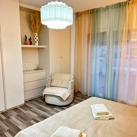 Aneta Sea View Penthouse *