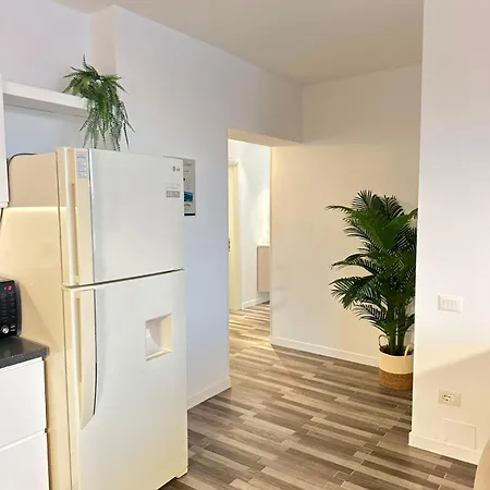 Aneta Sea View Penthouse * Sarande