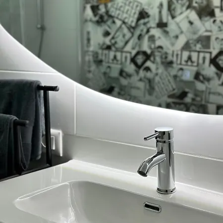 Aneta Sea View Penthouse Apartment *